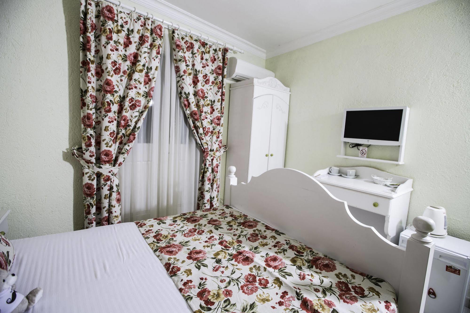 The White Hotel Alaçatı Ngoại thất bức ảnh